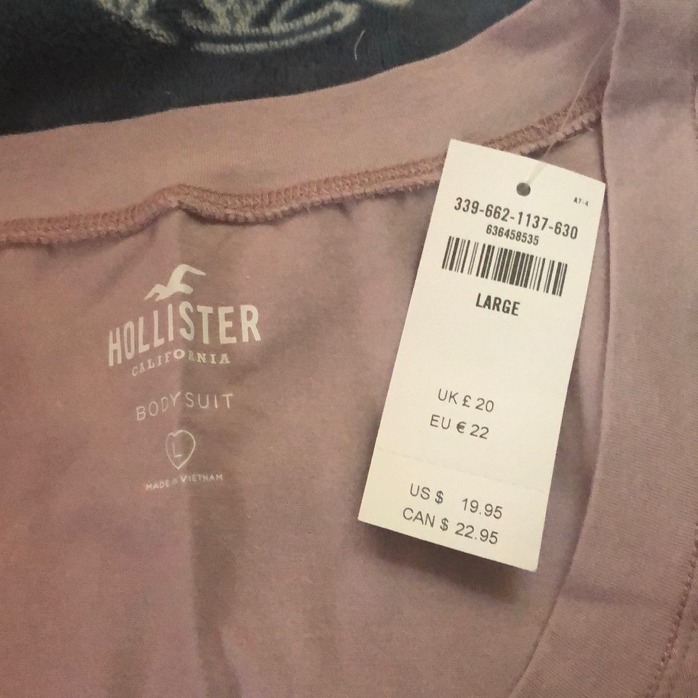 NWT NEVER WORN Lavender Mauve Hollister Bodysuit